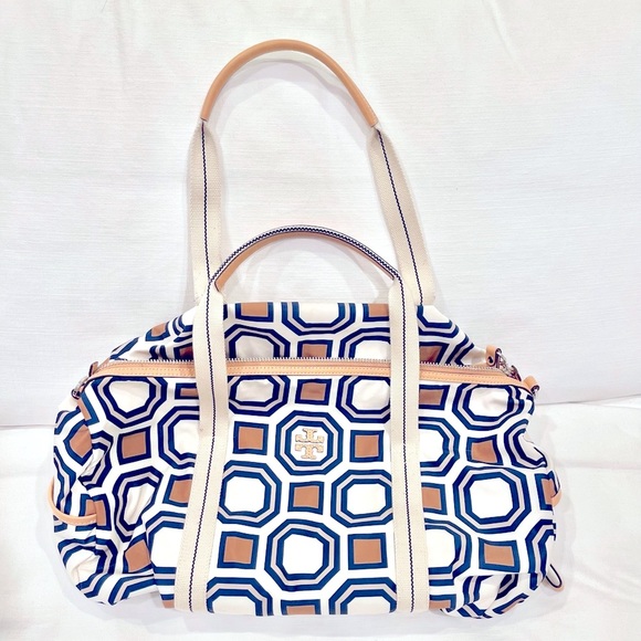 Tory Burch Nylon Duffle in Octagon Square - Picture 4 of 7